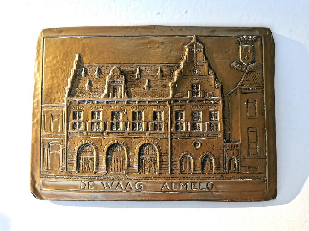Koperen plaquette De Waag in Almelo, Antiek en Kunst, Antiek | Koper en Brons, Verzenden