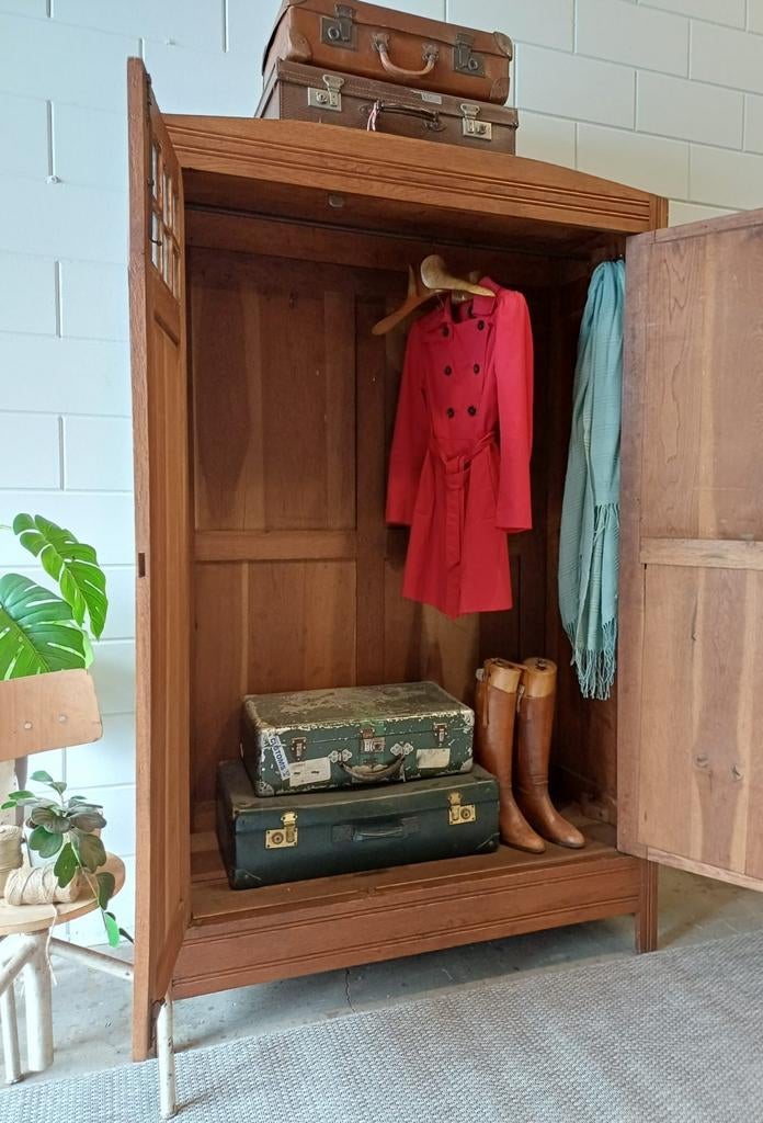Vintage/Art deco eiken kast, jaren '20 -'30 kledingkast, Ophalen of Verzenden, Gebruikt, 50 tot 75 cm, 200 cm of meer