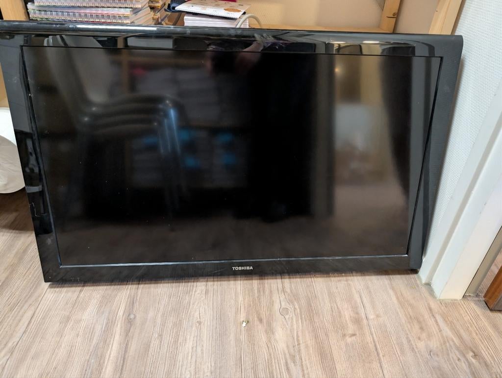 Toshiba TV - Oud maar werkt nog prima - Ophalen in Kampen, Audio, Tv en Foto, Televisies, Ophalen of Verzenden, Gebruikt, Toshiba