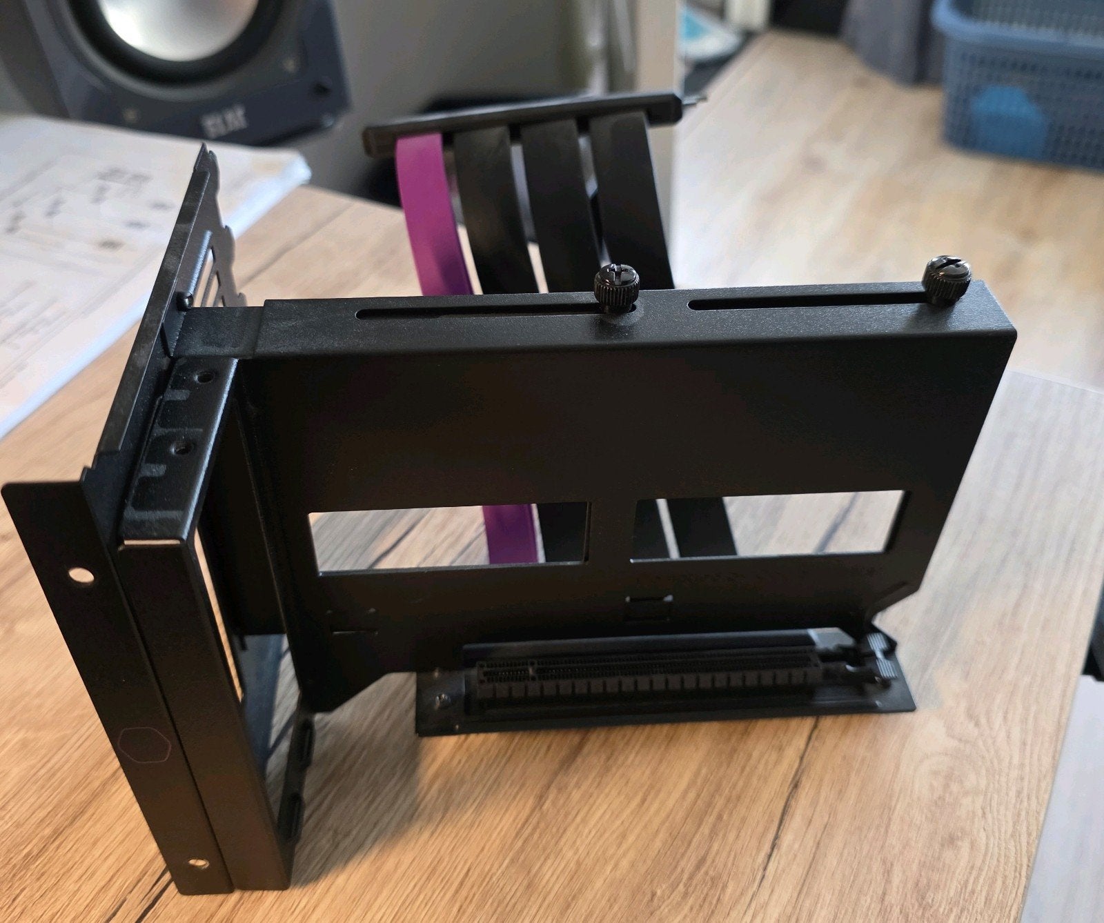 Te koop, Cooler Master Vertical GPU bracket V2, Computers en Software, Overige soorten, PCI-Express 4, Ophalen of Verzenden, Overige chipsets