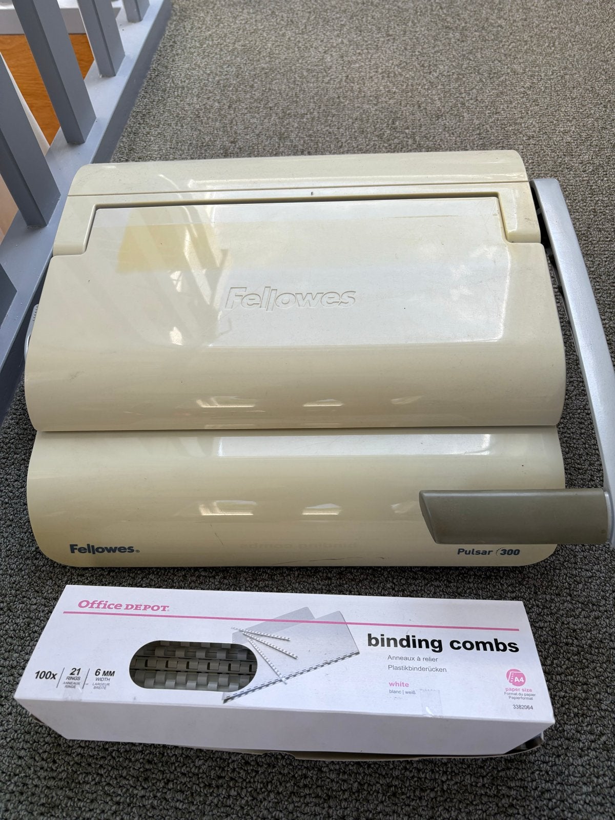 Fellowes Pulsar 300 inbindmachine met inbindruggen, Diversen, Bureau-accessoires, Ophalen, Gebruikt