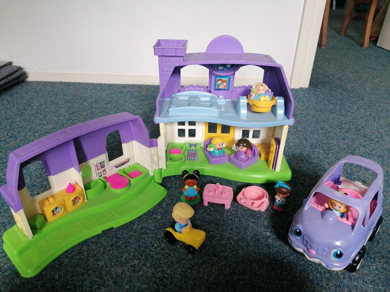 Fisher-Price Little People Speelhuis met auto en figuren, Kinderen en Baby's, Ophalen, Gebruikt, Overige typen