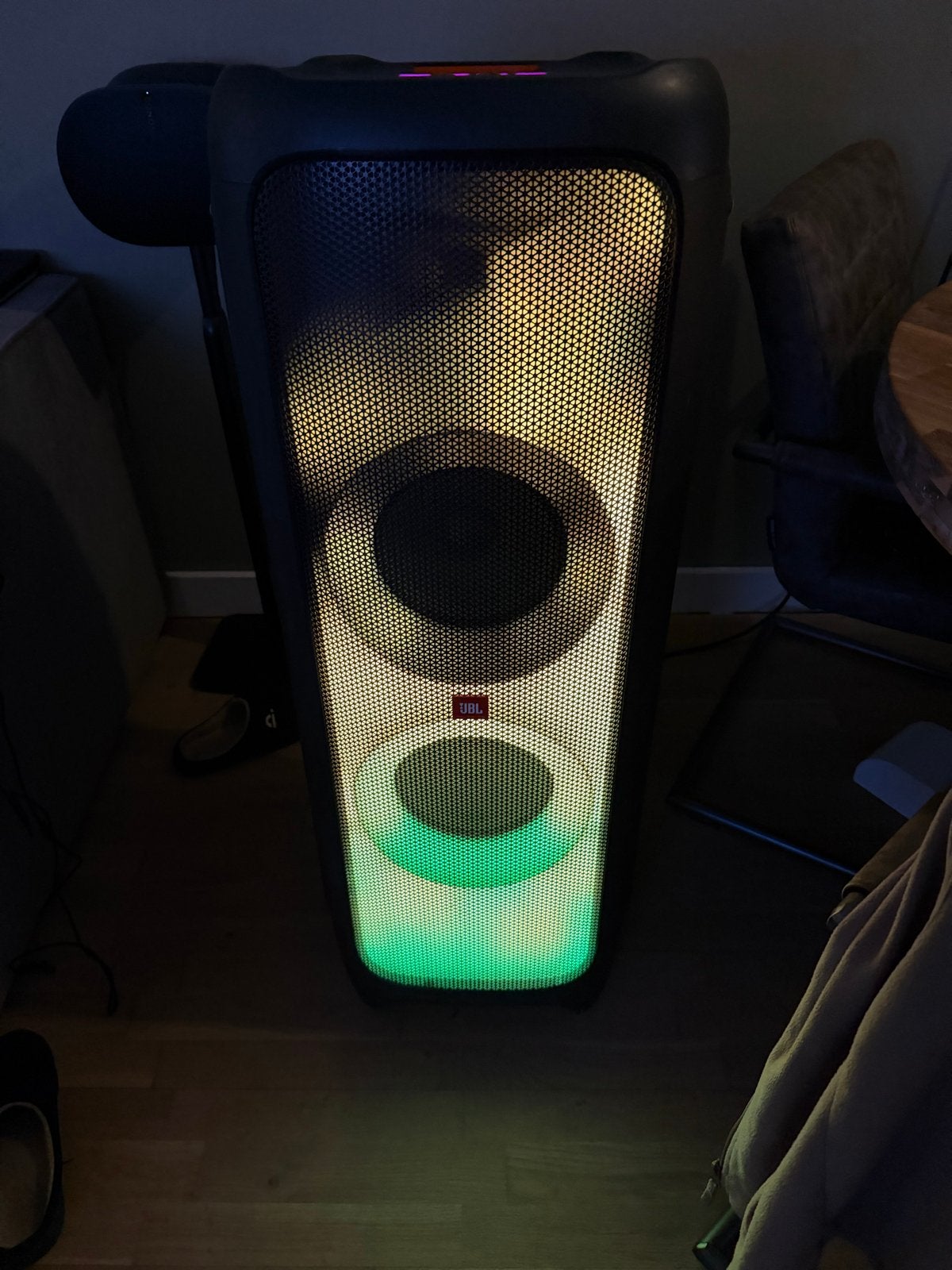 JBL Partybox 1000 met microfoons - Zo goed als nieuw, JBL, Party speaker, Zo goed als nieuw, Bluetooth