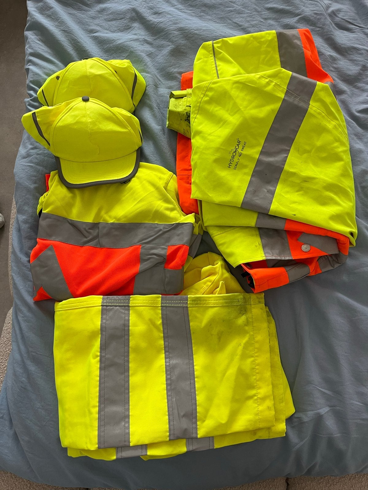 Reflecterende werkkleding set (jas, broek, shirt, petten), Ophalen of Verzenden, Gebruikt