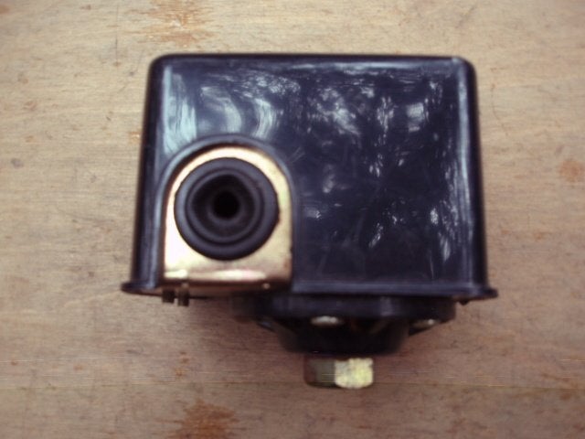 Automatische Waterpompafslag TPI, Ophalen of Verzenden, Gebruikt