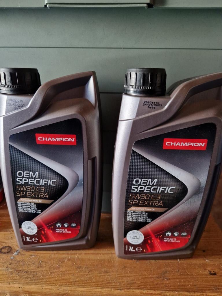 Champion OEM Specific 5W30 C3 SP Extra motorolie - 1,5 liter, Ophalen of Verzenden