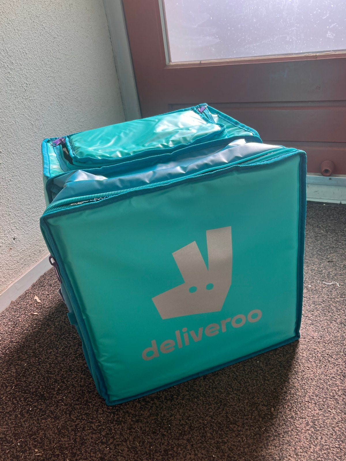 Deliveroo bezorgtas, Ophalen of Verzenden, Zo goed als nieuw