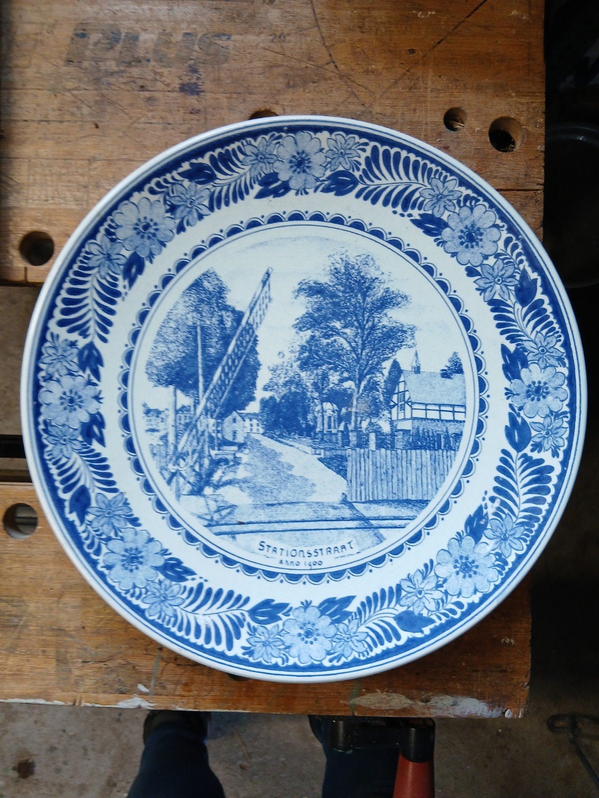Delfts Blauw Wandbord 'Stationsstraat Anno 1900', Ophalen