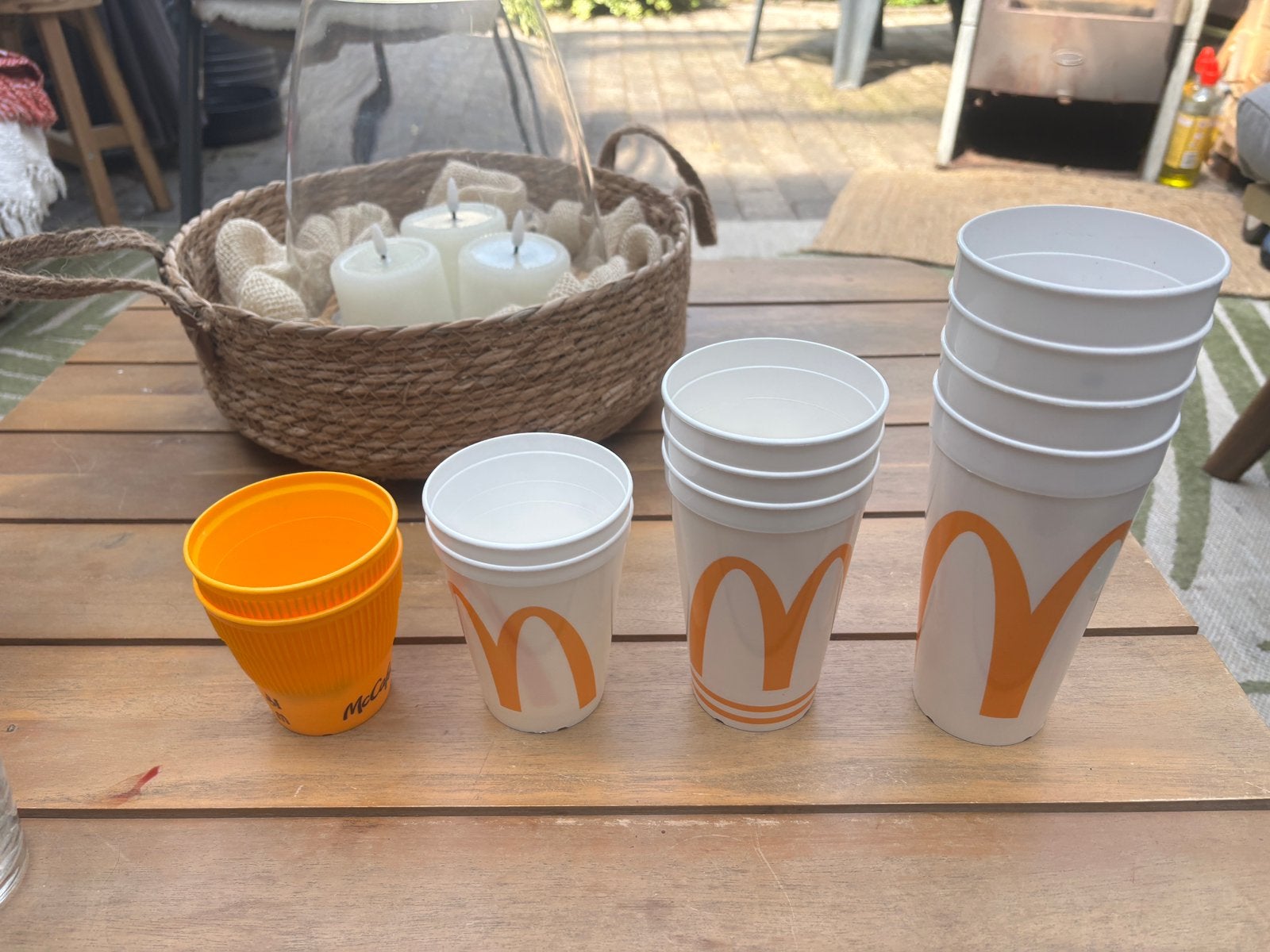 Plastic bekers Mac Donalds, Overige materialen, Ophalen of Verzenden, Zo goed als nieuw, Overige stijlen