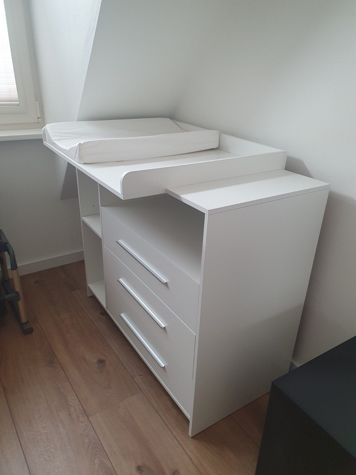 Witte commode met bladvergroter - 110x53x94 cm, Ophalen, 50 tot 70 cm, 100 cm of meer, 90 tot 105 cm