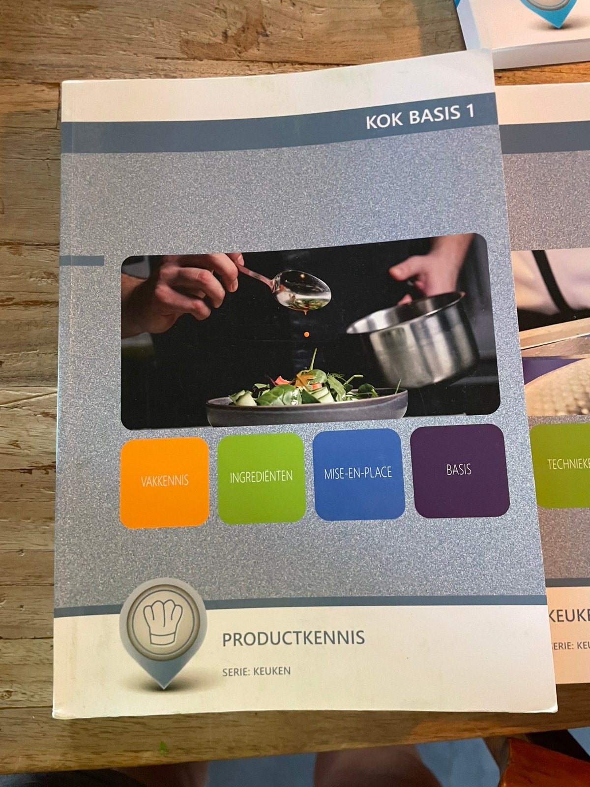 Schoolboeken opleiding zelfstandig werkend kok MBO3, Ophalen, Zo goed als nieuw, Overige niveaus, Overige vakken