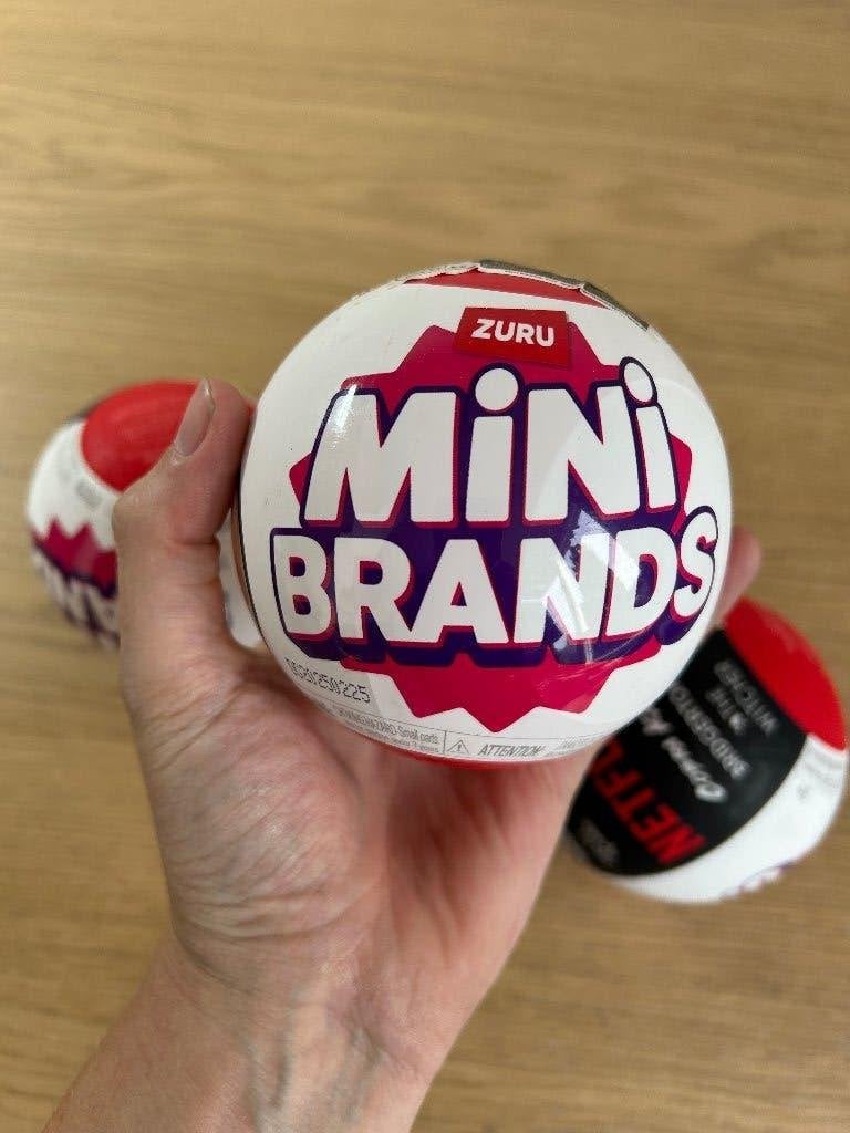 NIEUW | 4x Zuru Mini Brands Netflix, Verzamelen, Ophalen of Verzenden, Nieuw