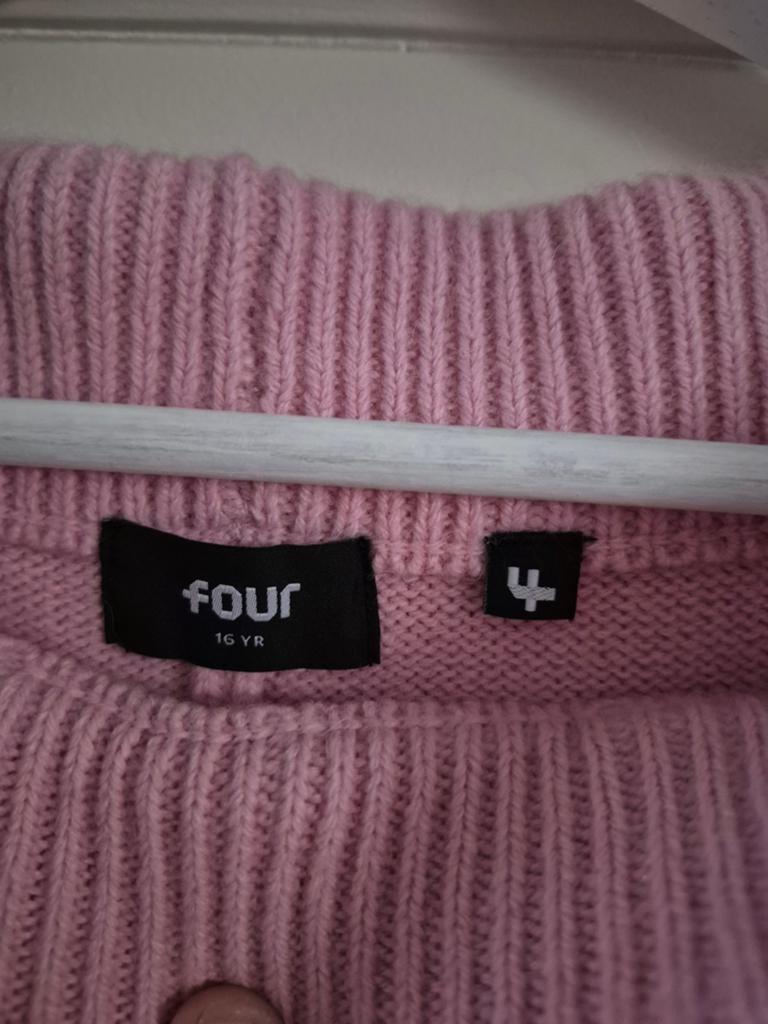 Four nieuwe collectie, Ophalen of Verzenden, Zo goed als nieuw