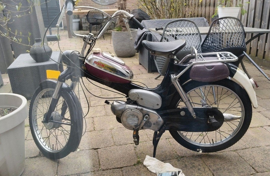 Puch MV50 magenta, Fietsen en Brommers, Ophalen, Puch