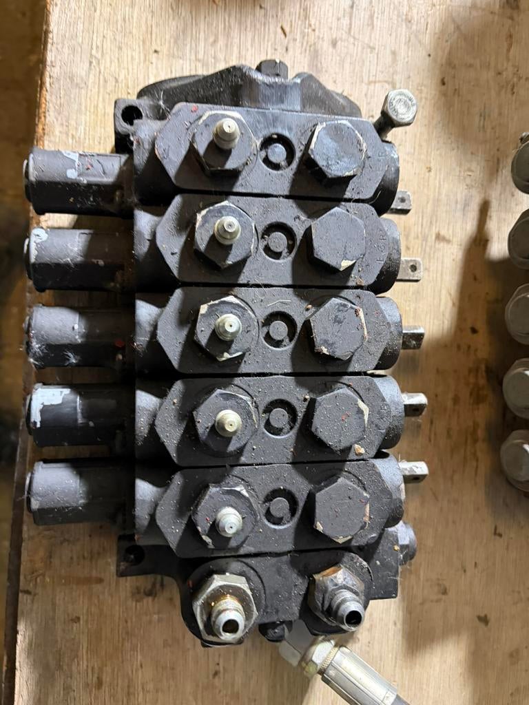 hydrauliek ventielenblok, mechanische bediend, Doe-het-zelf en Verbouw, Ophalen of Verzenden, Gebruikt