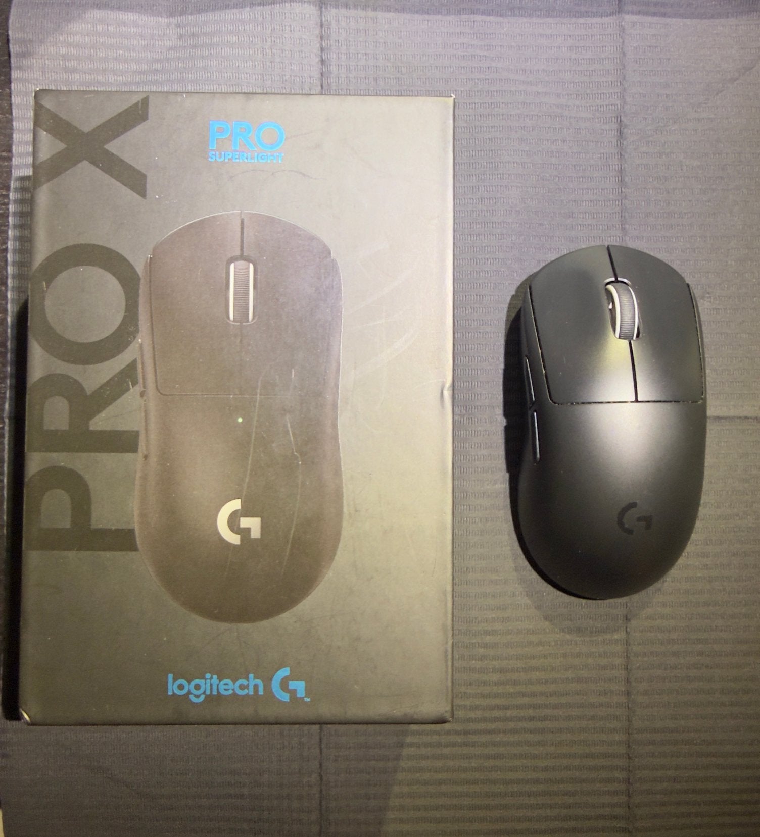 Logitech g pro x superlight, Computers en Software, Muizen, Ophalen of Verzenden, Zo goed als nieuw