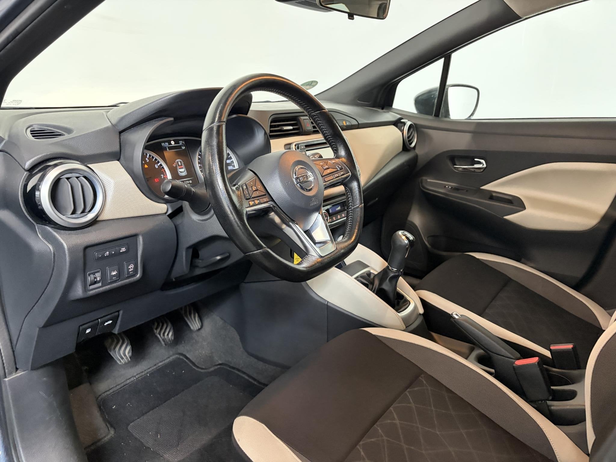 Nissan Micra 0.9 IG-T N-Connecta Navigatie Climate control L, Voorwielaandrijving, 898 cc, Stof, Gebruikt