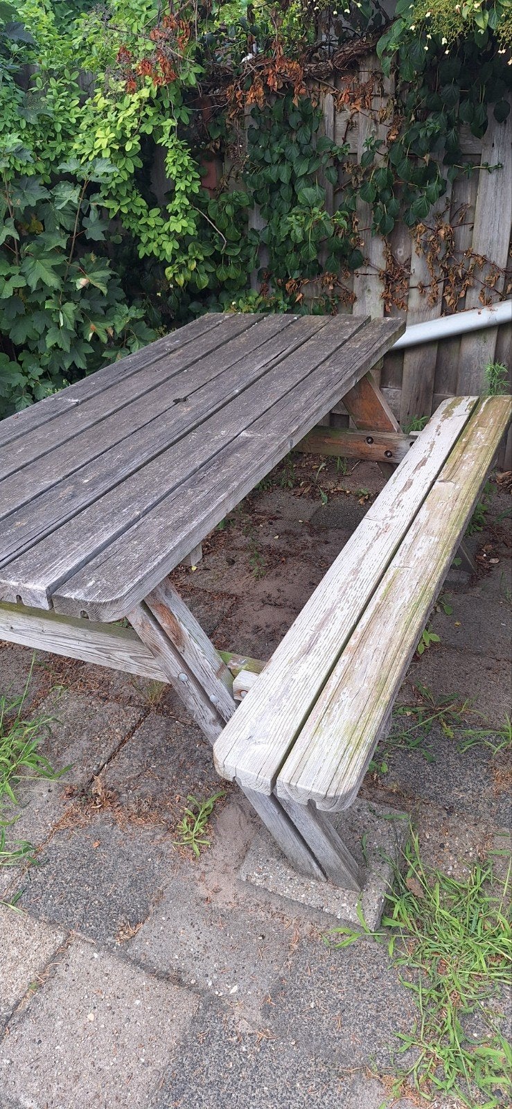 Picknicktafel heeft wel een opknapbeurt nodig, Ophalen, Gebruikt, Rechthoekig, Hout