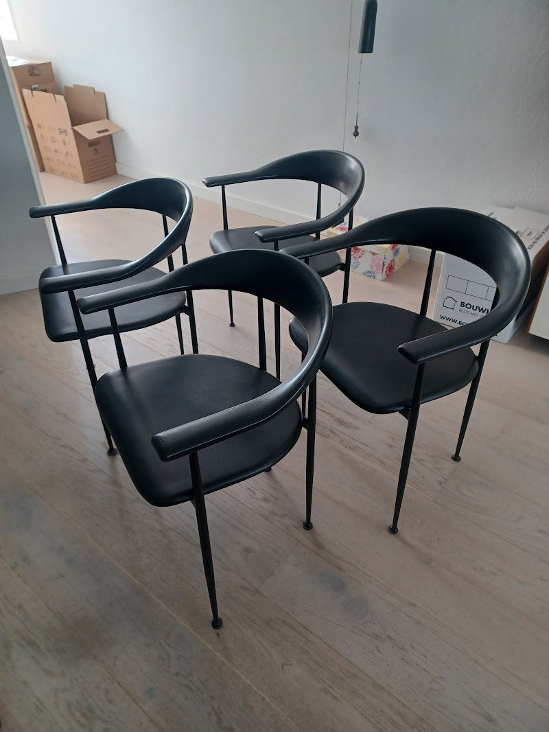 Fasem P40 stoelen 4 stuks zwart, Huis en Inrichting, Ophalen, Overige materialen, Modern design, Zwart