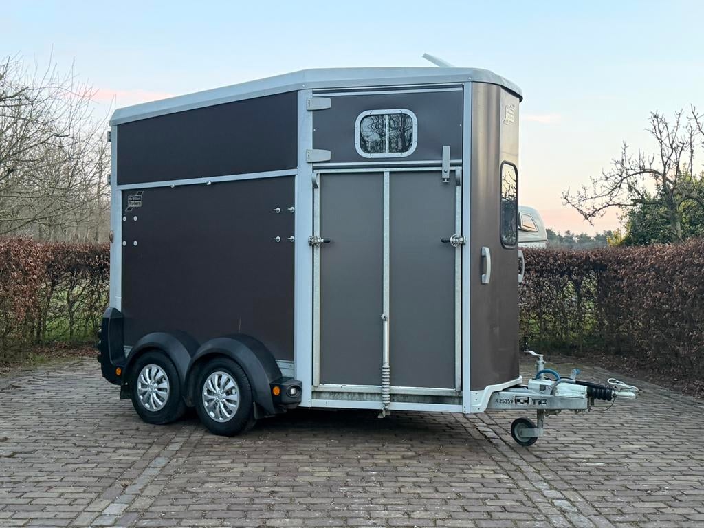 Zeer mooie ifor williams hb506 met vooruitloop