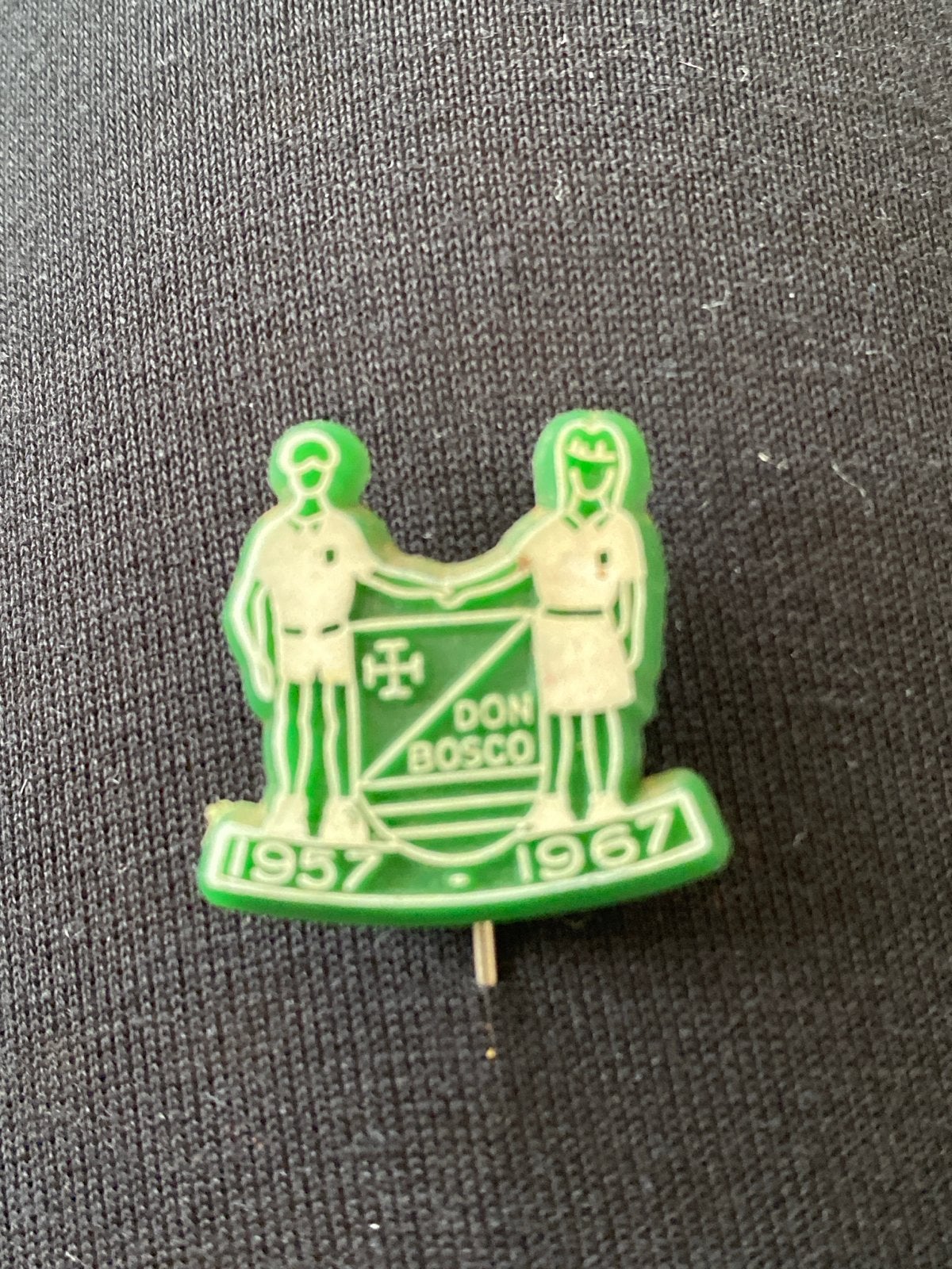 Vintage Don Bosco Speldje 1957-1967 Groen, Verzamelen, Ophalen of Verzenden, Gebruikt, Overige onderwerpen, Speldje of Pin