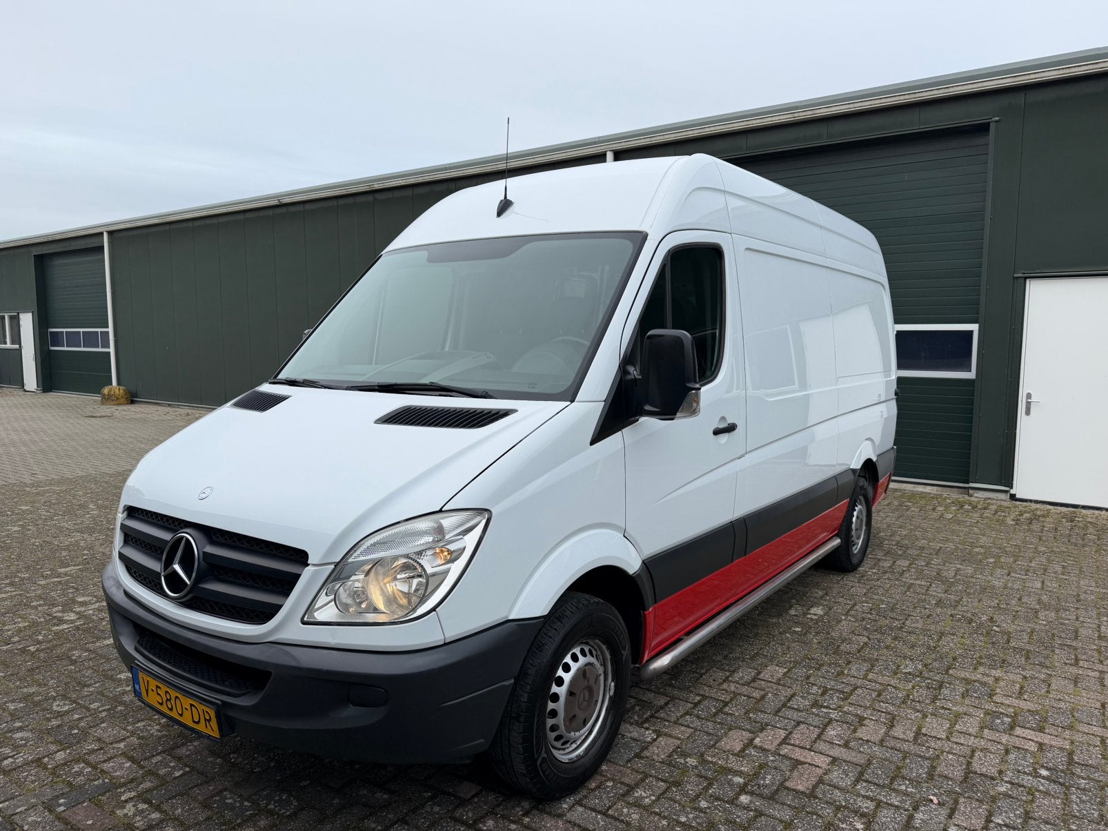 Mercedes-Benz Sprinter 2.2 D 95KW 2012, Voorwielaandrijving, Euro 5, Stof, Zwart