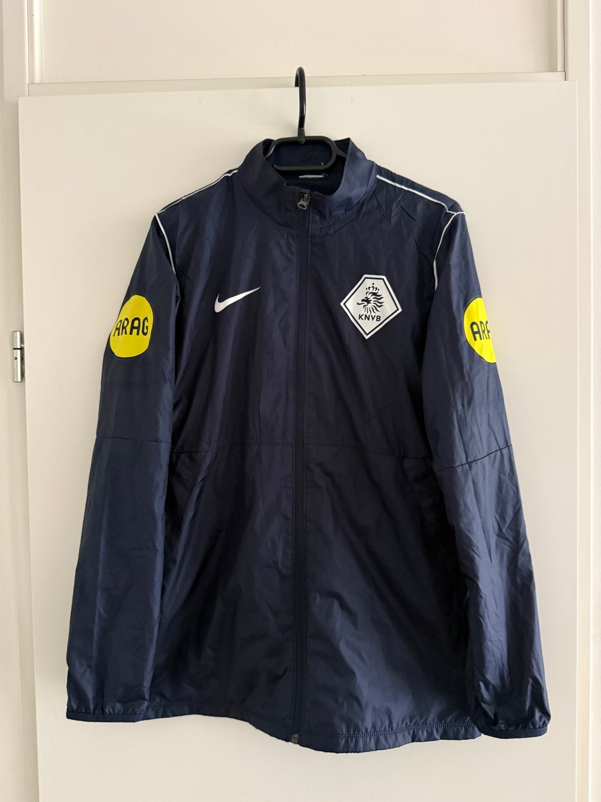 Nike KNVB ARAG Regenjas - Donkerblauw - maat M, Ophalen of Verzenden, Zo goed als nieuw