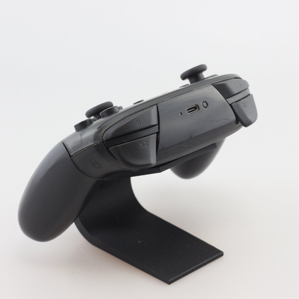 Nintendo Switch Pro Controller, Nintendo, Gebruikt, Support@nintendo.com, 11-1 Hokotate-cho, Kamitoba, Minami-ku
Kyoto 601-8501
Japan