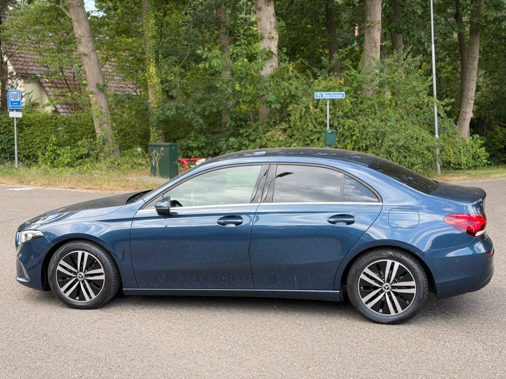Mercedes-benz A-KLASSE 180 D BUSINESS Edison - Autm. - Sedan, Automaat, Gebruikt, Euro 6, 4 cilinders