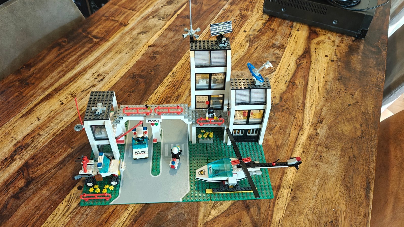 Lego System 6398 Politiebureau jaren 90, Gebruikt, Lego, Inclusief instructies, Ophalen of Verzenden
