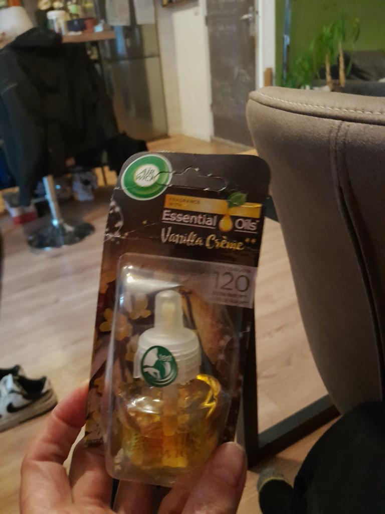 Airwick essensials oil, Ophalen of Verzenden