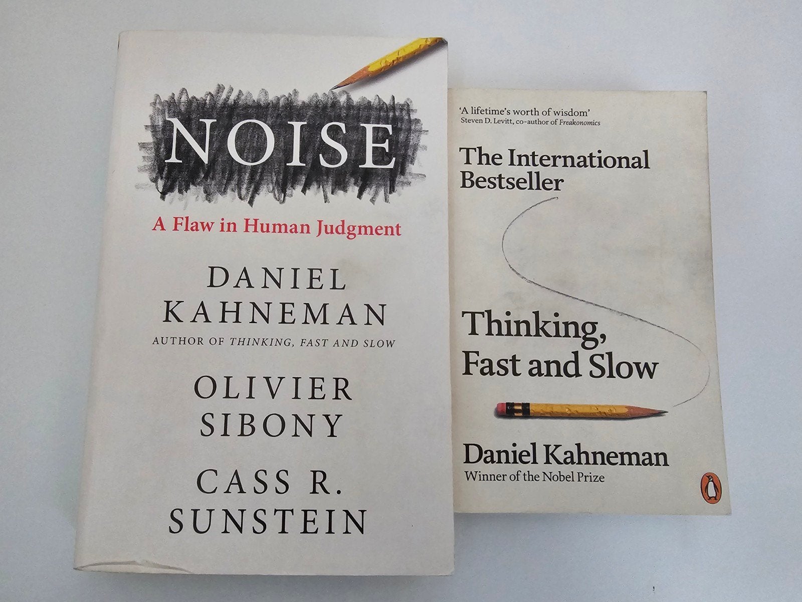 Boeken van Daniel Kahneman: Noise & Thinking, Fast and Slow, Boeken, Ophalen of Verzenden, Gelezen, Daniel Kahneman