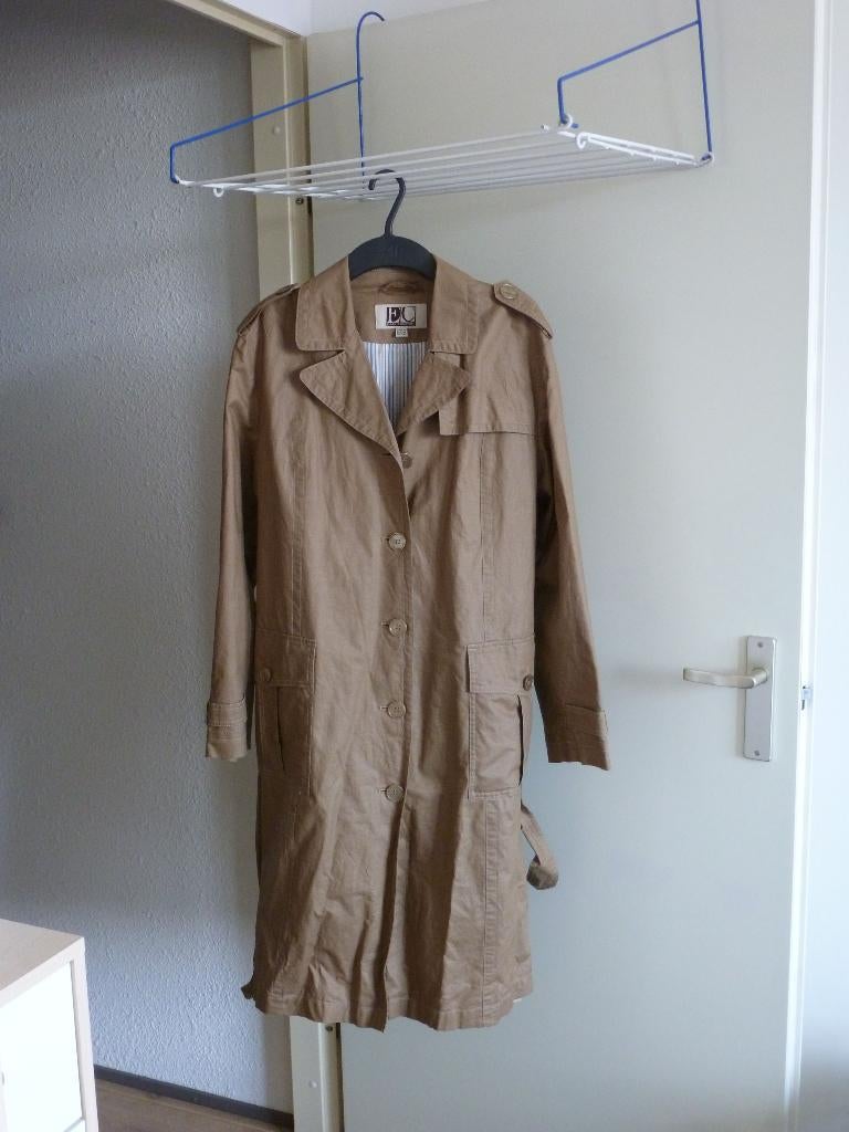 EASY COMFORT trenchcoat jas ZANDKLEUR 42 -GRATIS zend, Verzenden, Nieuw, Maat 42/44 (L), Bruin