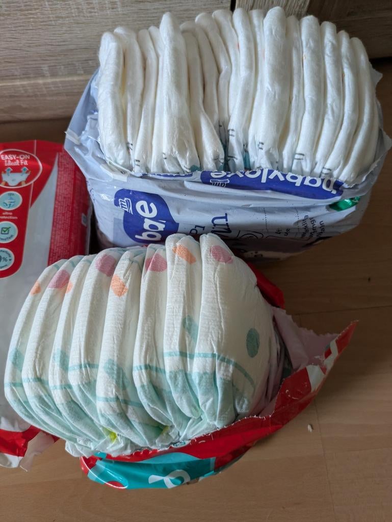 Pampers Baby-Dry Pants en Babylove luiers maat 5 70 stuks, Ophalen of Verzenden, Nieuw