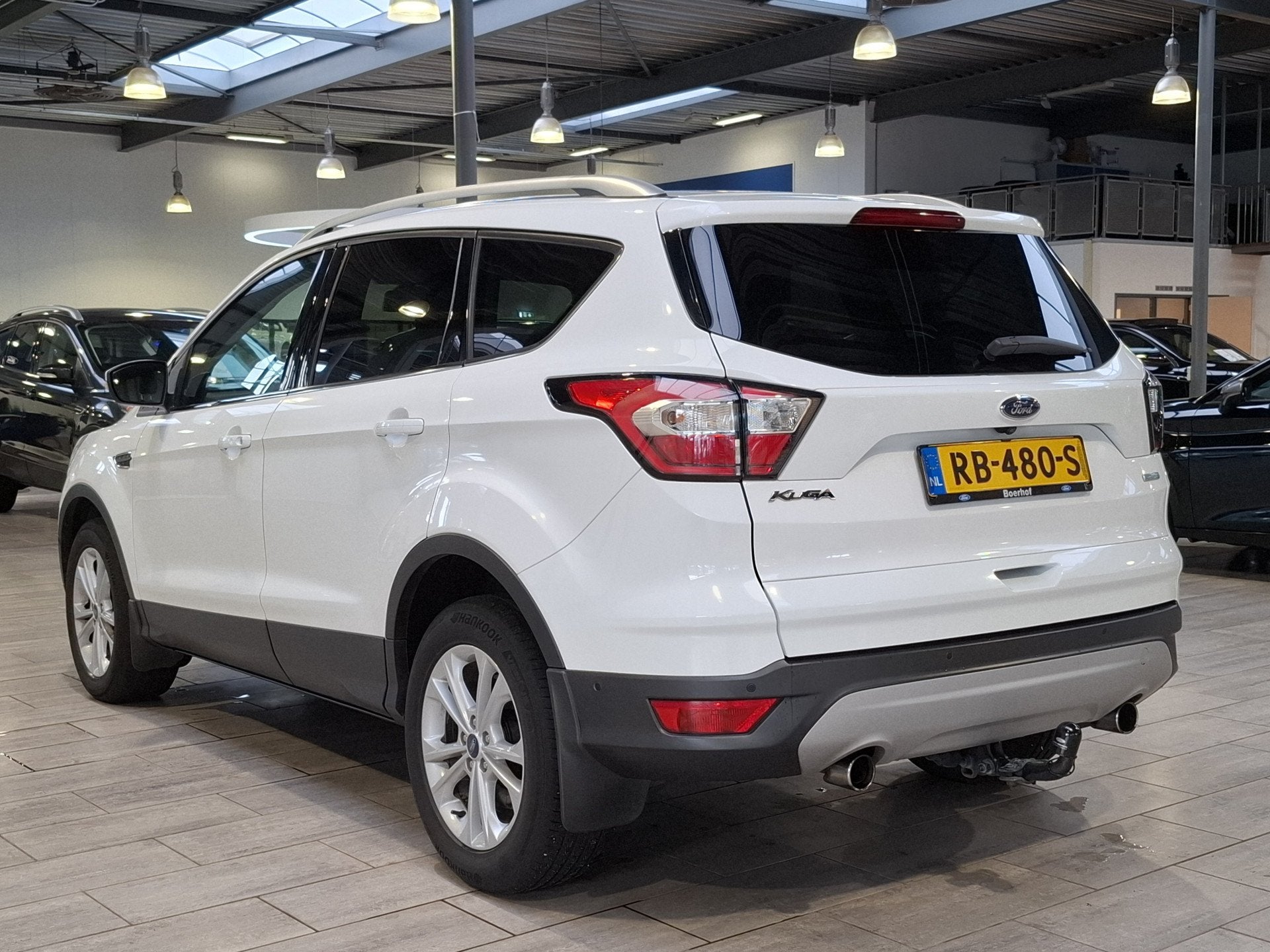 Ford Kuga 1.5 EcoBoost Titanium | Trekhaak | Camera | Cruise, Stof, Euro 6, 4 cilinders, Wit