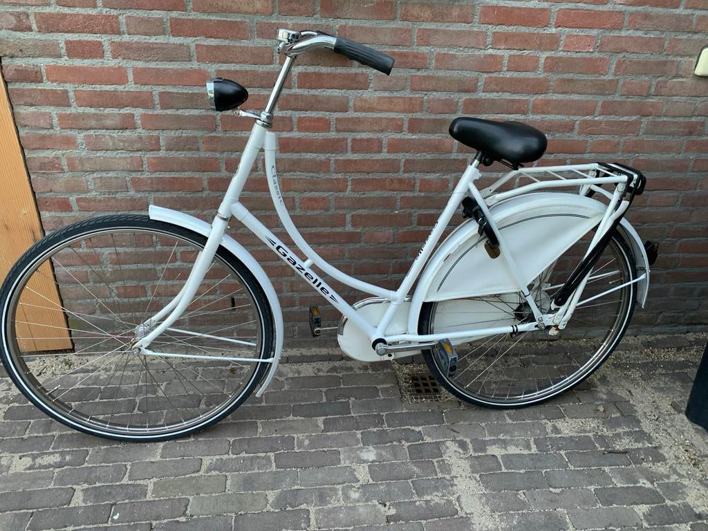 Gazelle Damesfiets - Wit omafiets m57, Fietsen en Brommers, Ophalen, Terugtraprem, 56 cm of meer, Gazelle