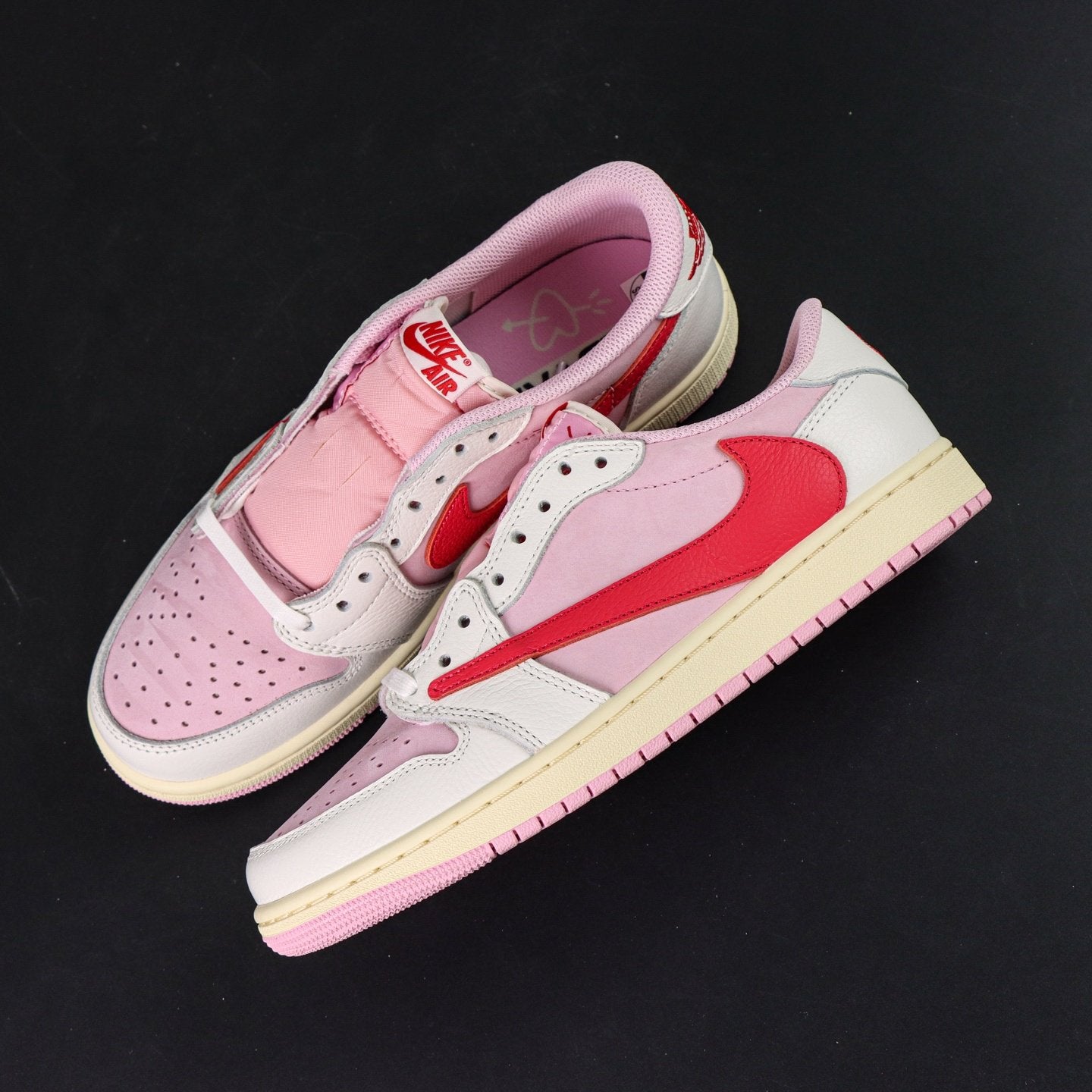Nike Jordan 1 low Tropical Pink 36 tm 40, Verzenden, Nieuw, Roze, Sneakers of Gympen