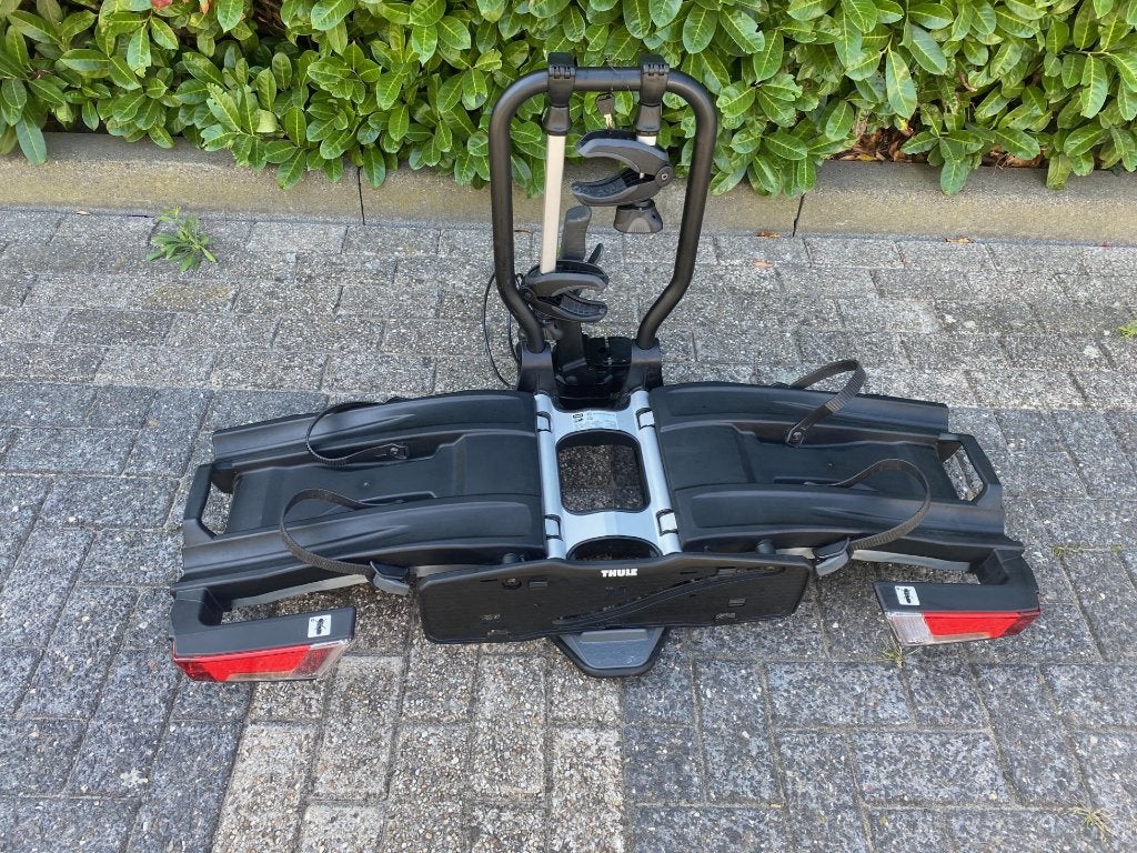 Zeer nette Thule Easyfold XT933  voor 2 elek fietsen 60 KG, Auto diversen, Fietsendragers, Ophalen, Elektrische fiets, Zo goed als nieuw