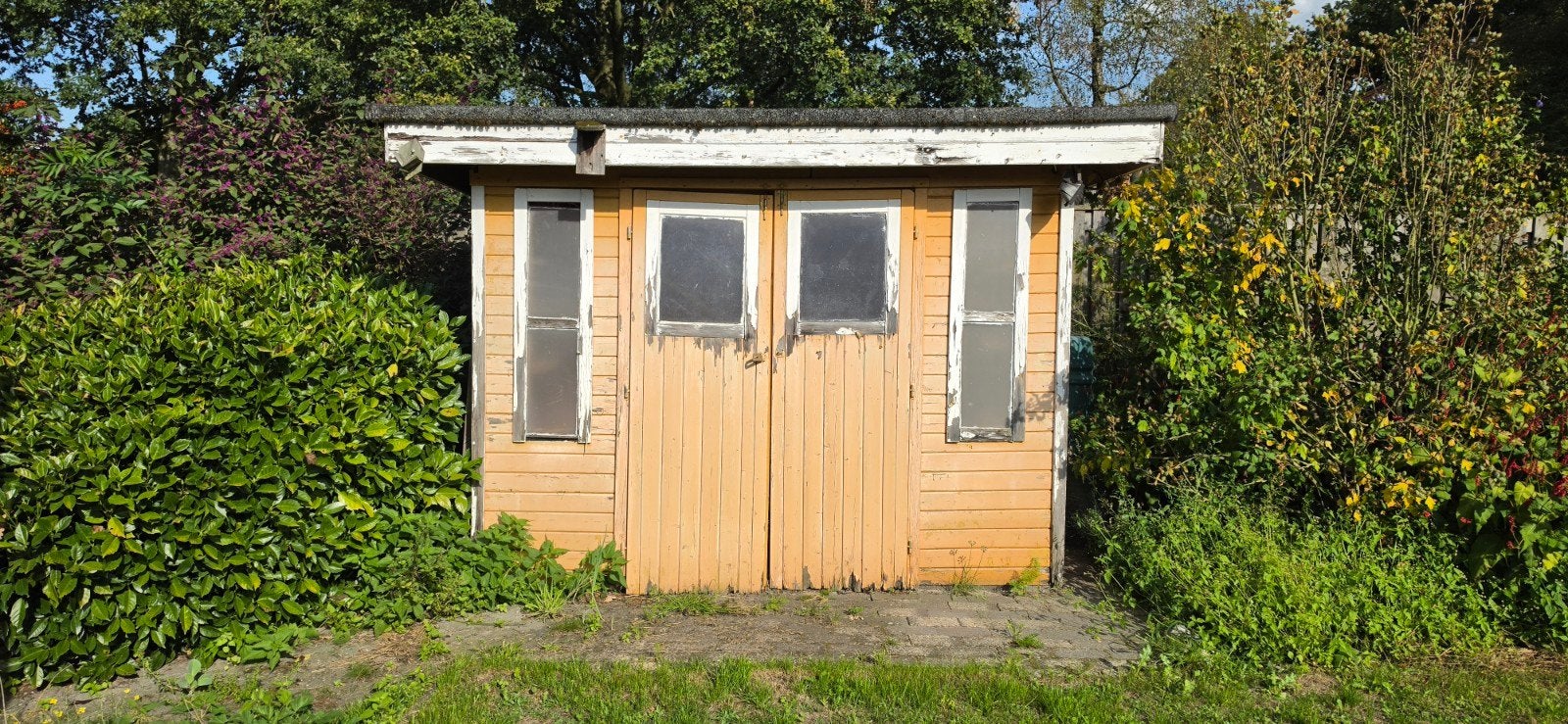 Gratis houten tuinhuis, Tuin en Terras, Tuinhuis, 2 ramen, Hout, Ophalen