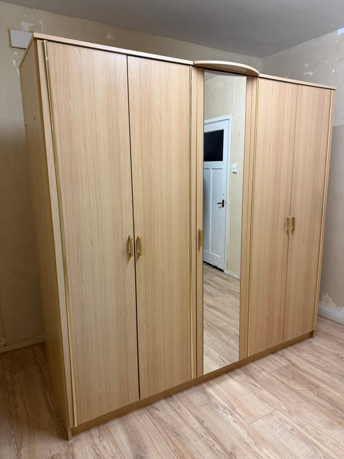 Kledingkast met spiegel, Ophalen, 200 cm of meer, Zo goed als nieuw, 200 cm of meer