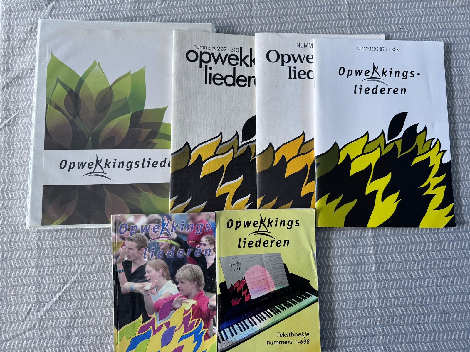 Opwekkingsliederen set: Ringband(1-782),muziek & Tekstboeken, Ophalen of Verzenden, Gebruikt, Overige soorten, Religie en Gospel