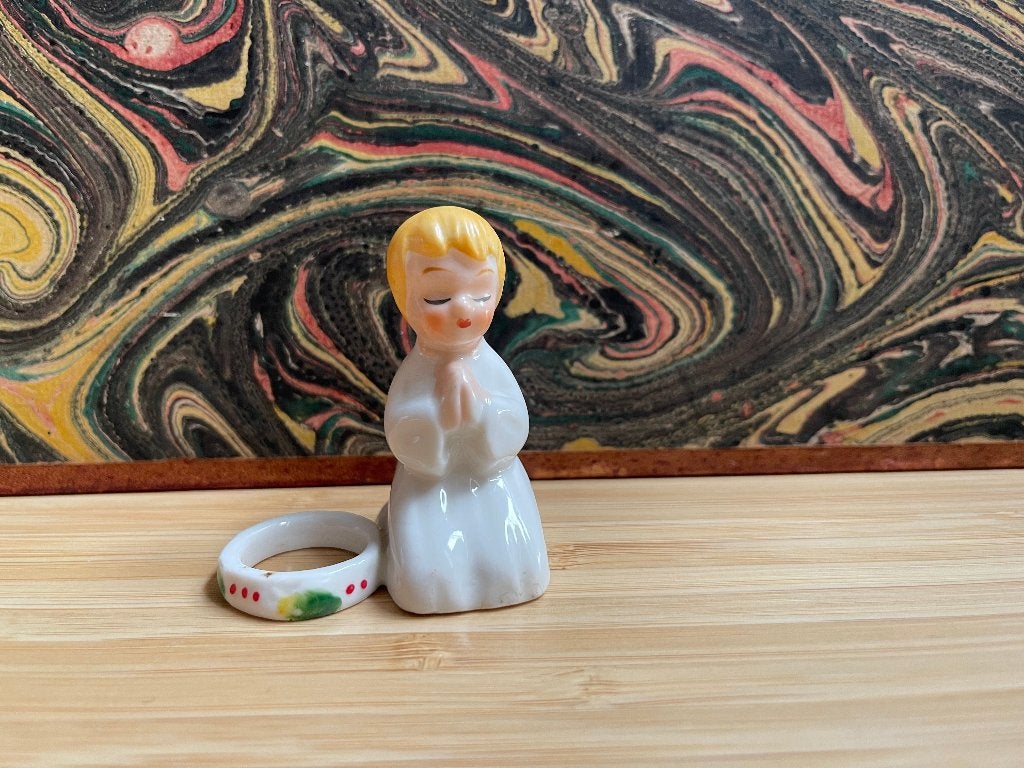 Vintage keramiek kandelaar biddend meisje, Diversen, Ophalen of Verzenden, Gebruikt