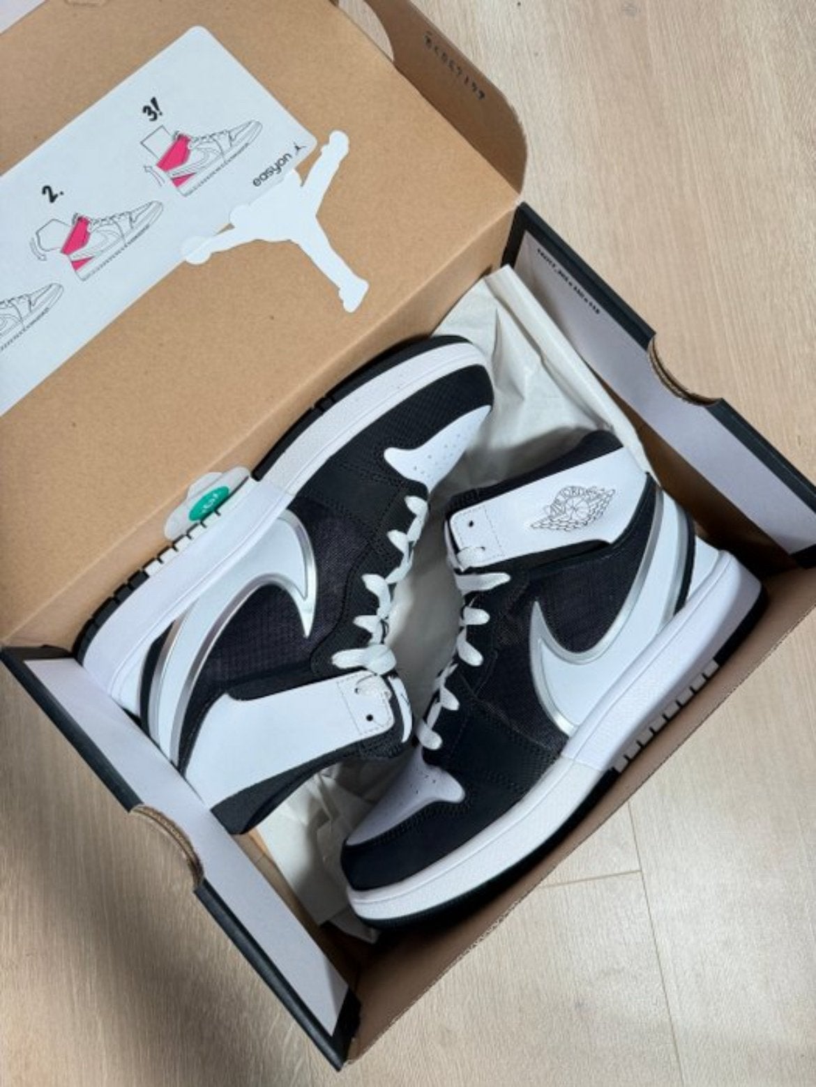 Nike Air Jordan 1 Mid RM Zwart Wit 38, Zwart, Nieuw, Ophalen of Verzenden, Sneakers of Gympen