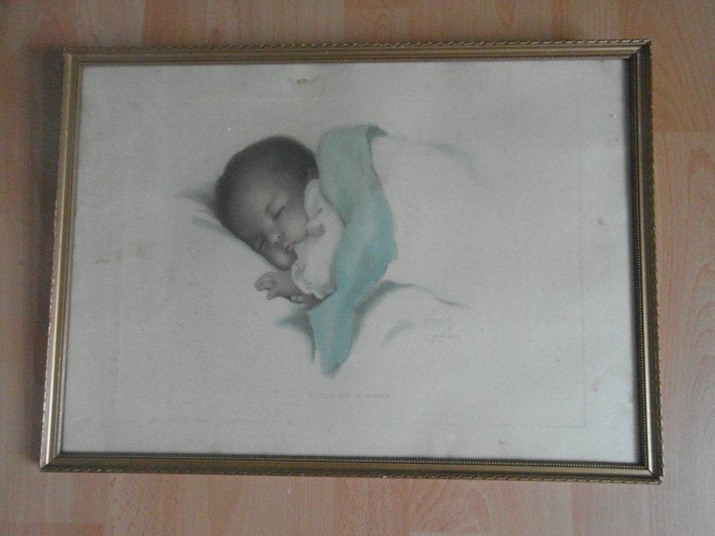 Sleeping baby, origineel staat en uit oma's tijd,  boek Tiff, Ophalen of Verzenden