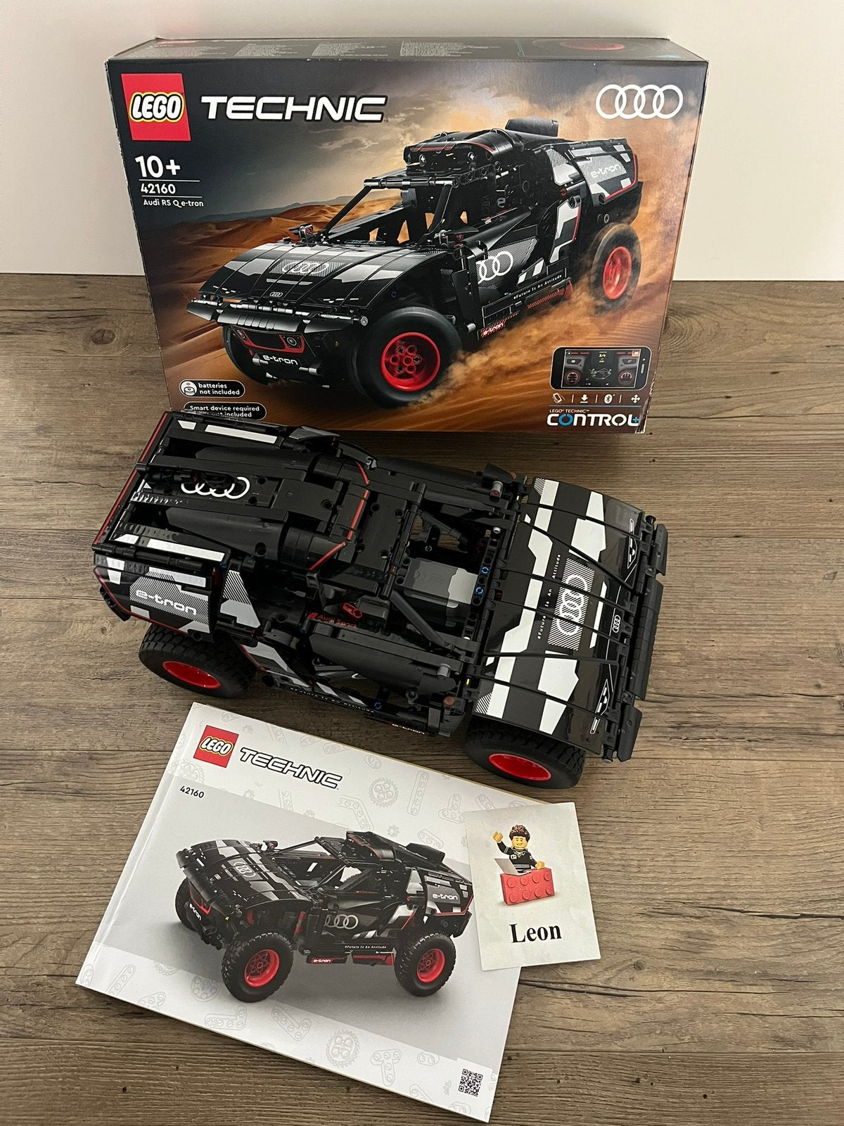 Lego Technic 42160 Audi RS Q e-tron - Gebouwd 100% compleet, Lego, Ophalen of Verzenden, Zo goed als nieuw, Technic