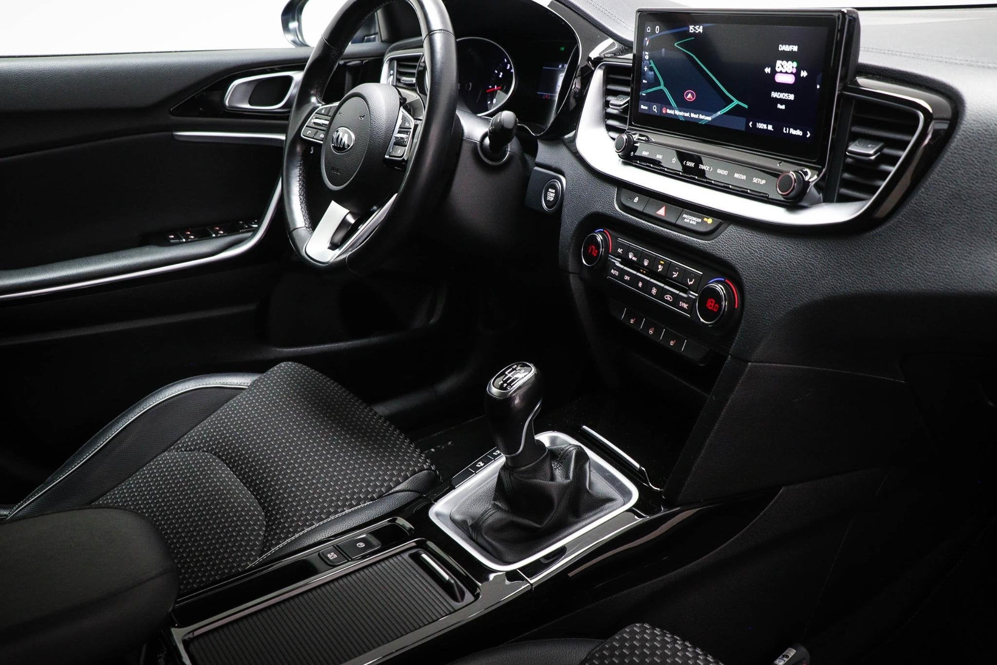 Kia XCeed 1.4 T-GDi DynamicPlusLine | HALF LEDER | STUURVERW, Voorwielaandrijving, XCeed, Euro 6, 4 cilinders