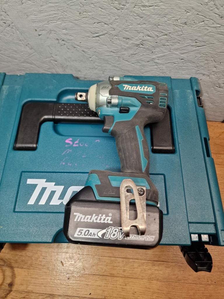 Makita DTW300 Slagmoersleutel 18V, Ophalen, Variabele snelheid, Overige typen, Gebruikt
