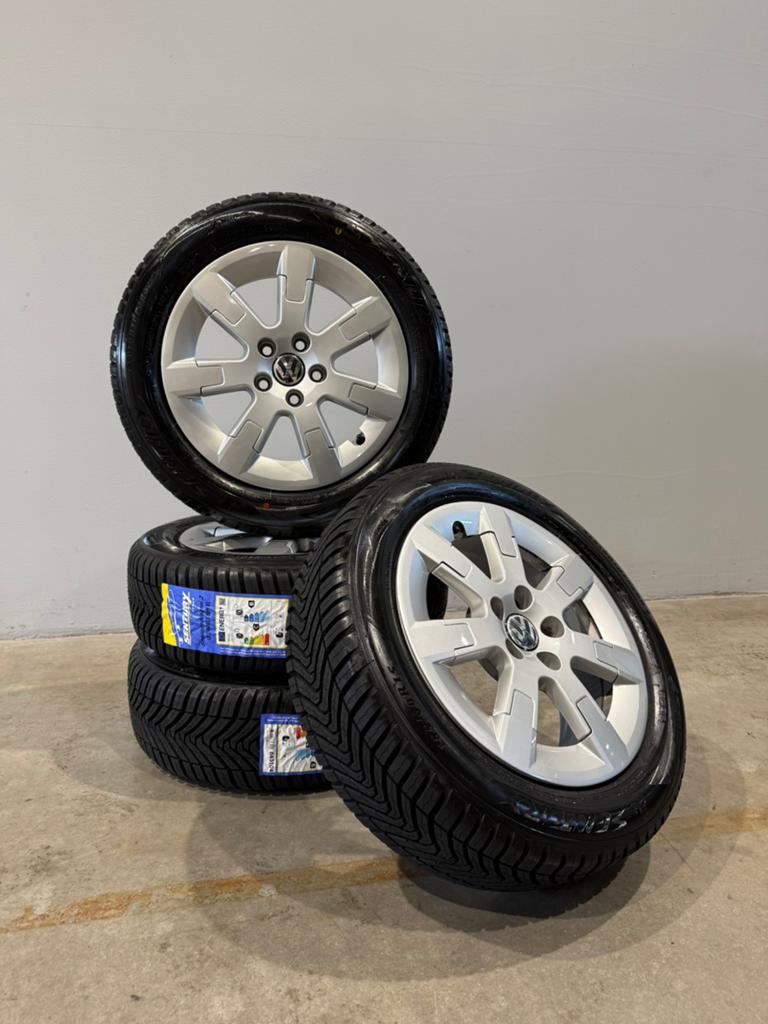 Volkswagen polo velgen 185/60R15 allseason 15inch 5x100, Auto-onderdelen, Banden en Velgen, Ophalen, 15 inch, Banden en Velgen