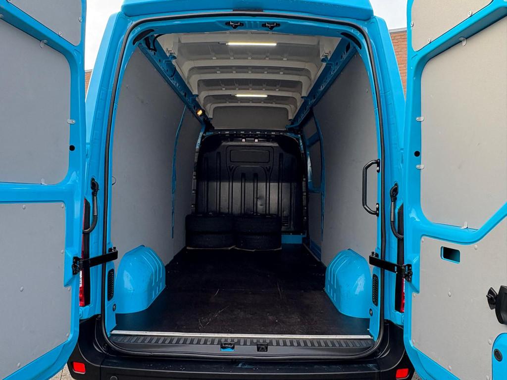 Renault Master 2.3dCi 180PK L3H3 Automaat / Cruisecontrol /, Auto's, Stof, Gebruikt, 4 cilinders, Met garantie (alle)