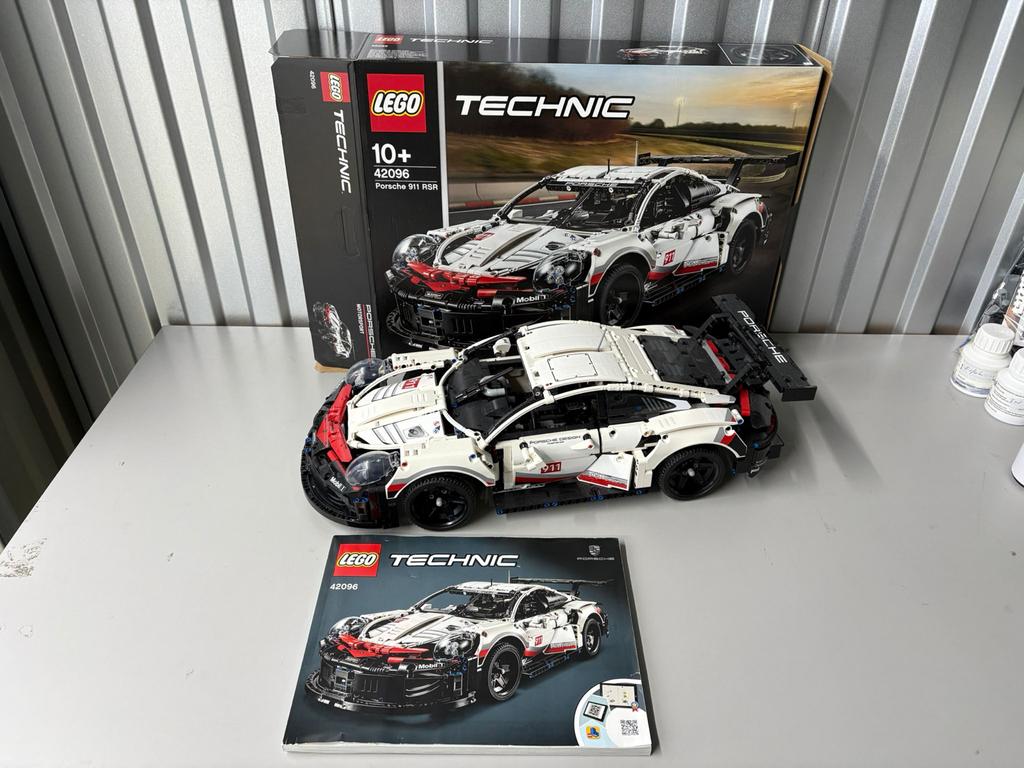 LEGO Technic Porsche 911 RSR (42096), Compleet, Lego, Ophalen of Verzenden, Zo goed als nieuw
